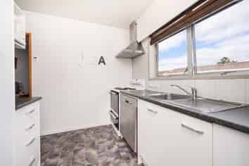 8B Clark Road, Kamo