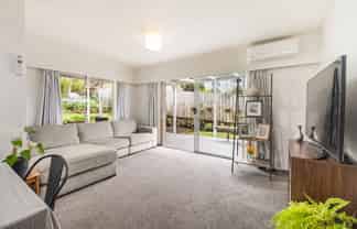 8B Clark Road, Kamo