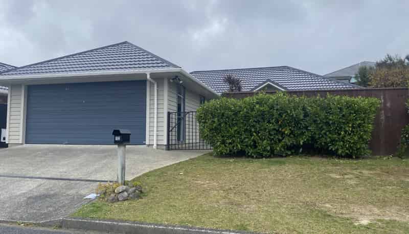 12 McEwen Crescent, Riverstone Terraces