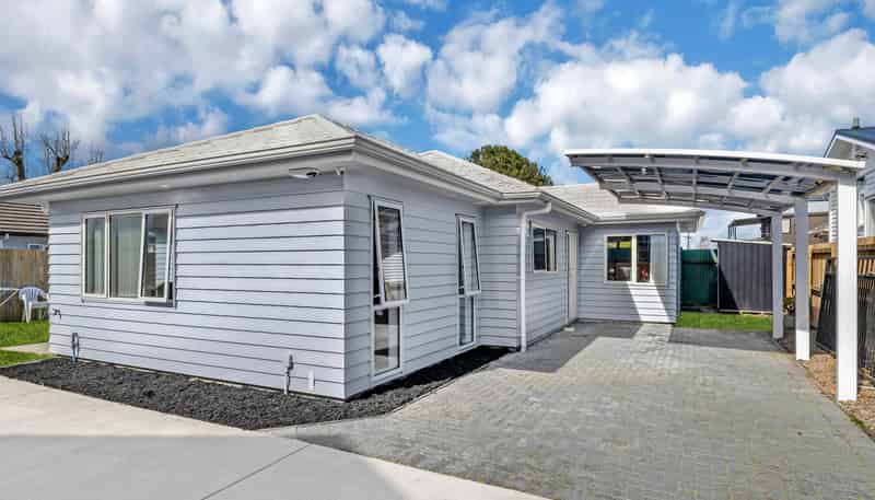 44A Earlsworth Road, Mangere East