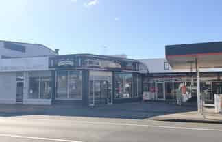Tidy Milford retail / barbershop