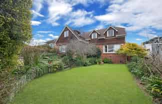 36 Estuary Road, Weymouth