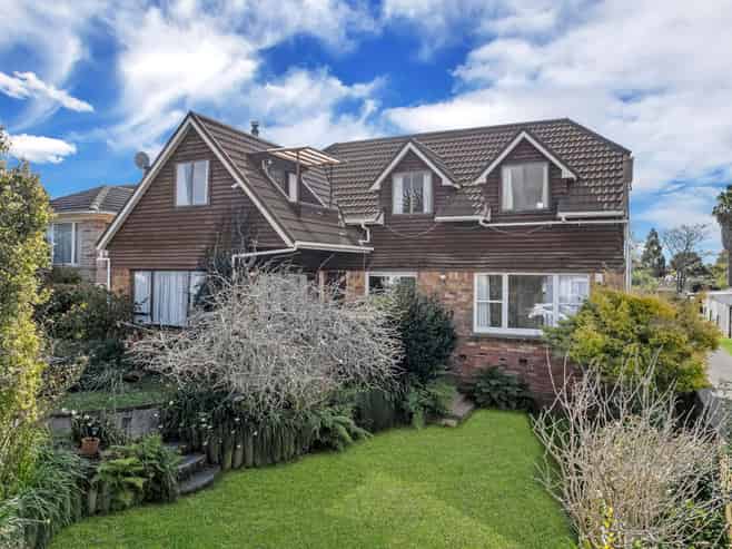 36 Estuary Road, Weymouth