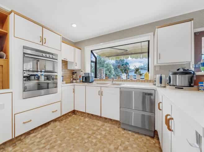 36 Estuary Road, Weymouth