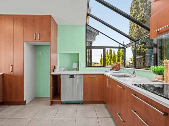 24 Mccormacks Bay Road, Mount Pleasant