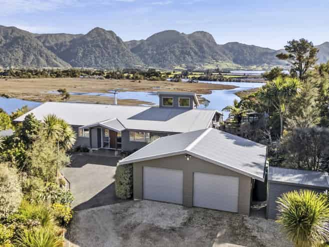 30 Ruataniwha Drive, Collingwood