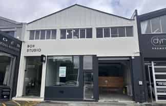 Newmarket's Premier Retail Destination