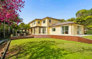 12 Oakford Park Crescent, Greenhithe