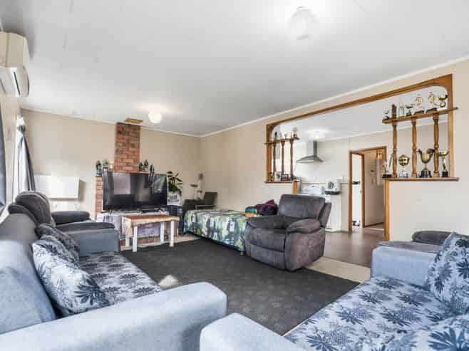 22 Rowandale Avenue, Manurewa