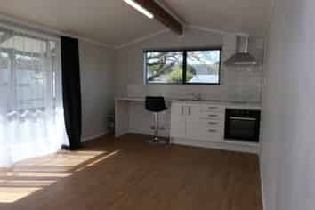 7 Spackman Cr, Paraparaumu