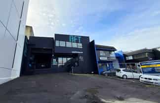 STANDALONE GREY LYNN OFFICE / WAREHOUSE
