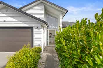 12 Pommes Way, Silverdale