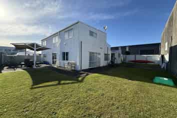 Live and work in Mount Maunganui!