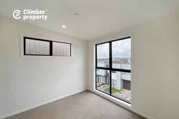 57 Joshua Carder Drive, Hobsonville
