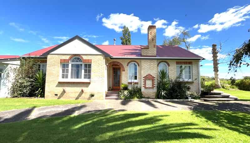 3796 Great South Road, Huntly