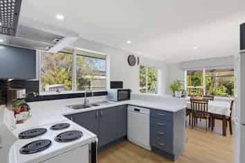 5A Woodgrove Avenue, North New Brighton