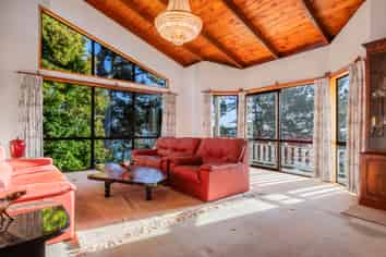 53 Jacaranda Avenue, Beach Haven