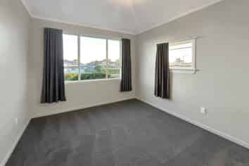 182 Morton Street, Strathern