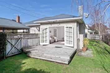 32 Foch Ave, Mount Roskill