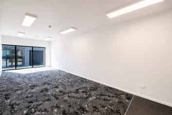 Secure your own commercial premises in Papamoa