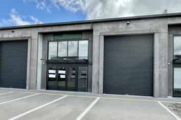 Secure your own commercial premises in Papamoa