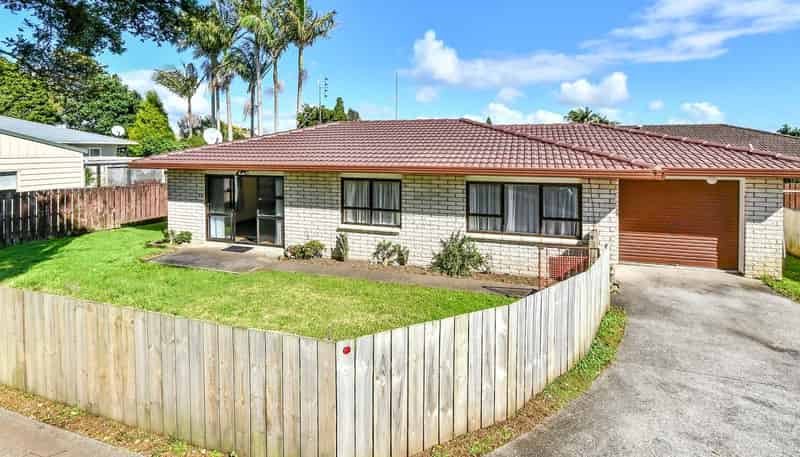 1/3A Youngs Road, Papakura