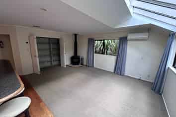 89 O'Brien Road, Albany