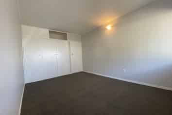 Auckland - Address withheld