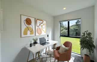 8/8 Lowtherhurst Road, Massey