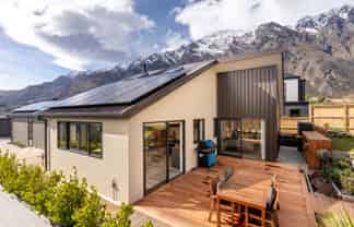 6 Rill Lane, Jacks Point