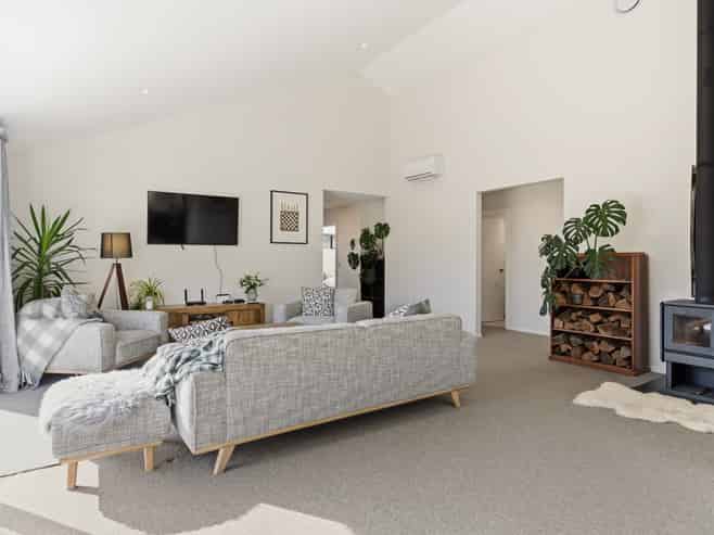 6 Rill Lane, Jacks Point