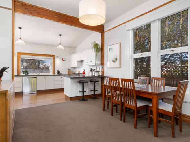 2 Thornton Street, Saint Albans