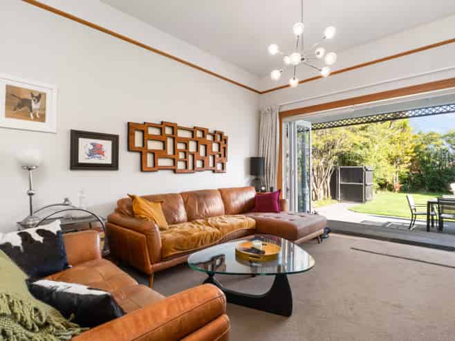 2 Thornton Street, Saint Albans