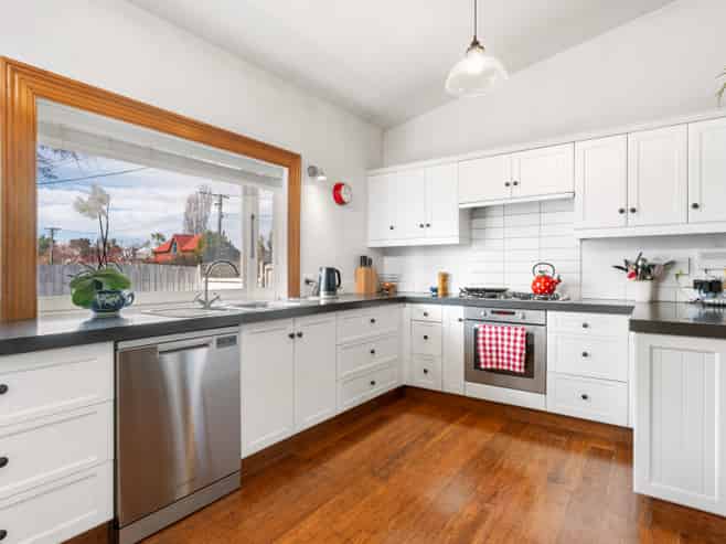 2 Thornton Street, Saint Albans