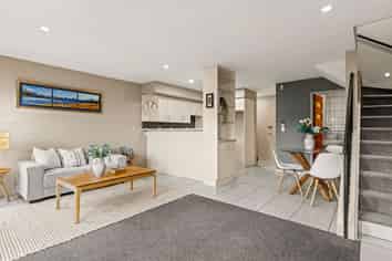 2/384 Madras Street, Christchurch Central