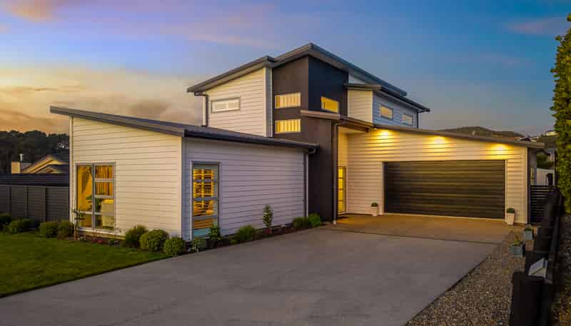 17 John Burke Drive, Aotea
