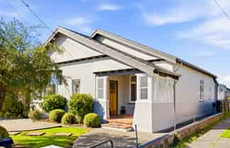 55 Hargest Crescent, Saint Kilda