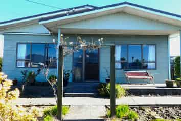 106 Queen Street, Westport