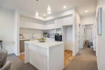 6A Sapling Way, Millwater