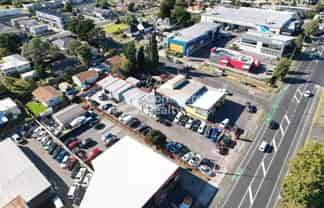 Great South Road Frontage Yard, Workshop & Office
