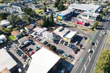 Great South Road Frontage Yard, Workshop & Office