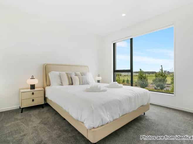 31 Flat Bush School Road, Flat Bush