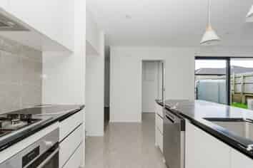 1/47  Cabourne Drive, Glenview