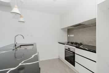 1/47  Cabourne Drive, Glenview