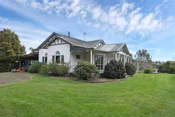  375 Whitford Road, Whitford