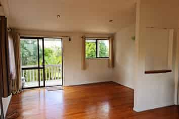 43B Vipond Road , Stanmore Bay