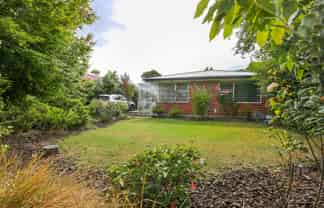 6 Aileen Place, Upper Riccarton