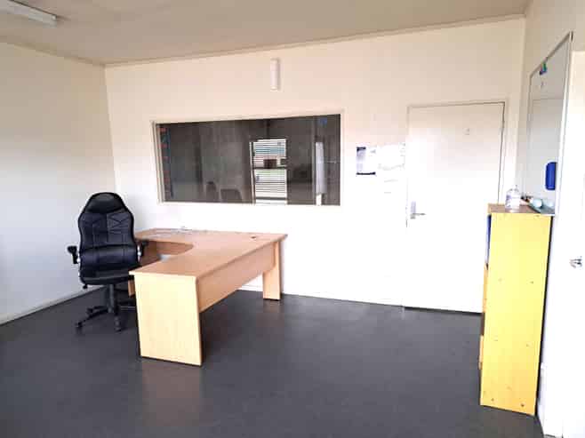 A Modern Gem-Clearspan Warehouse with Secure Yard