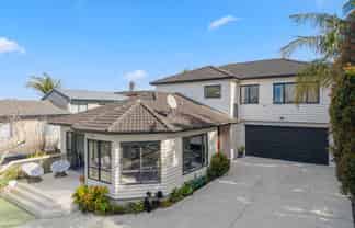 66 Saralee Drive, Manurewa