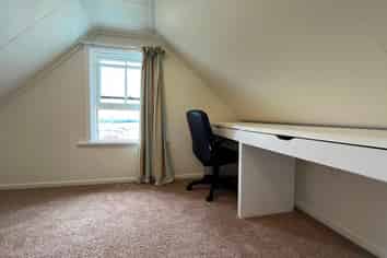 Room 4/51 Royal Terrace, Dunedin Central